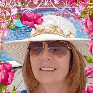 Meet your Posher, Rita